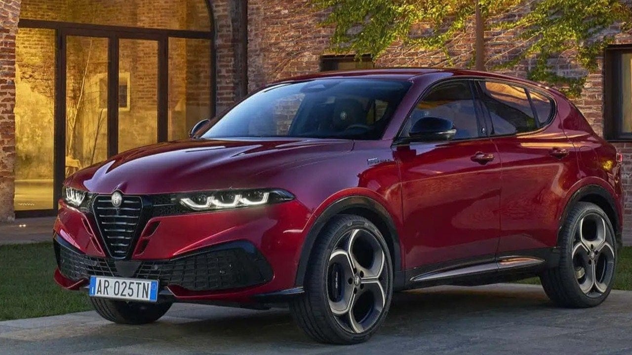 Yeni Alfa Romeo Tonale tanıtıldı! Yepyeni tasarım, güçlü özellikler...