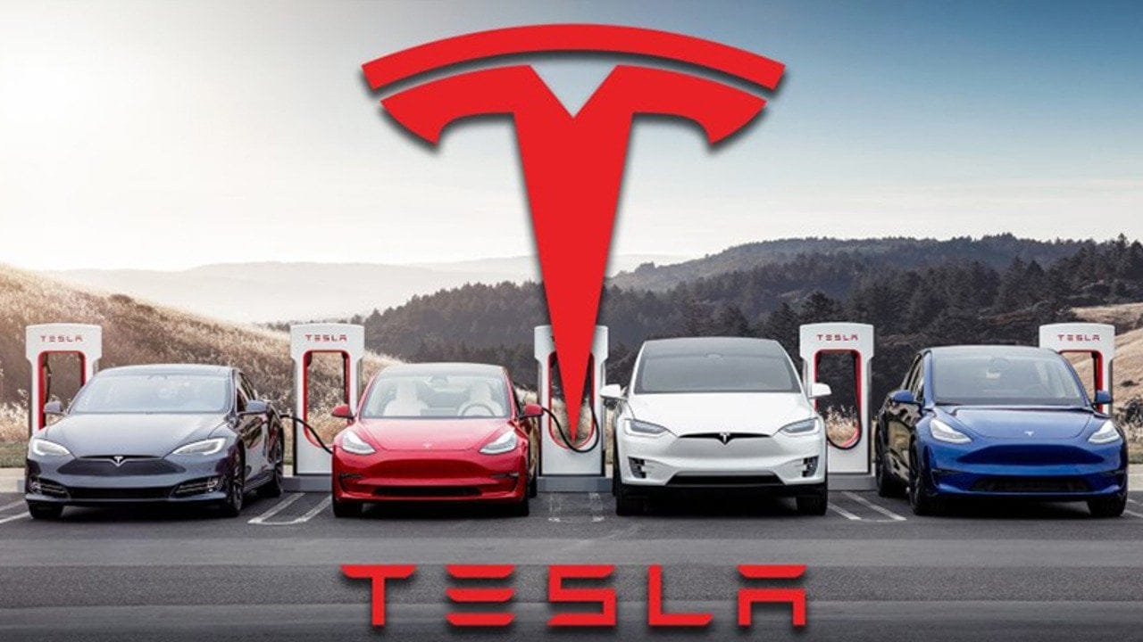 Tesla’da yeni kriz: 13 bin araç geri çağrıldı