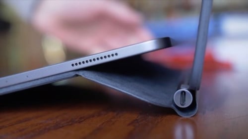 iPad mini 8'de radikal değişim: Apple hoparlör deliklerini kaldırıyor