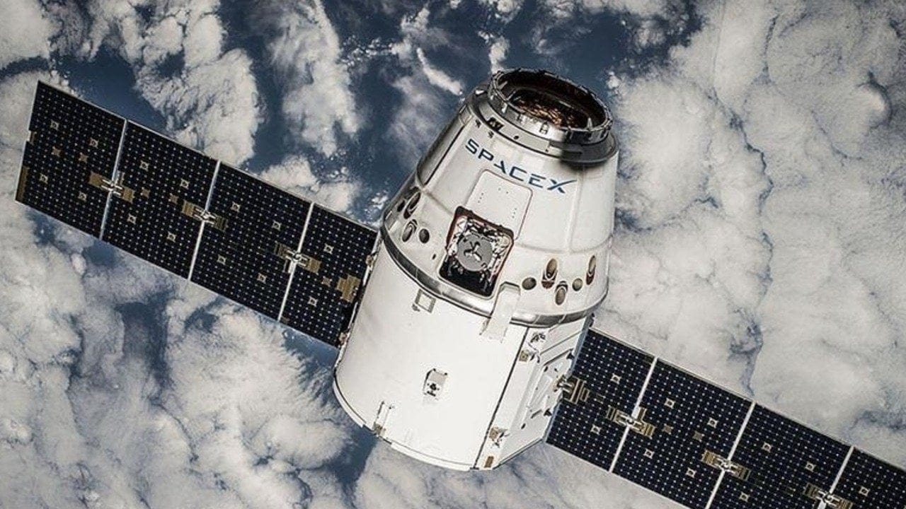 SpaceX'ten tarihi başarı: 2025'teki 100. Starlink görevini tamamladı