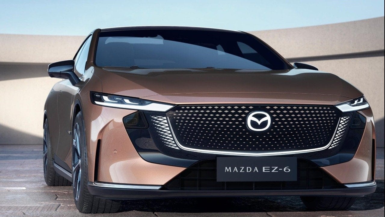 Mazda 28 yıl sonra logosunu yeniliyor! İşte yeni tasarım