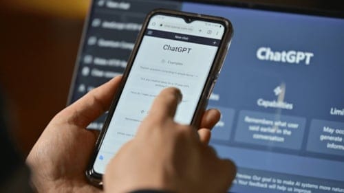 ChatGPT yeni gelir modeline yöneliyor: Artık reklam gösterebilir!