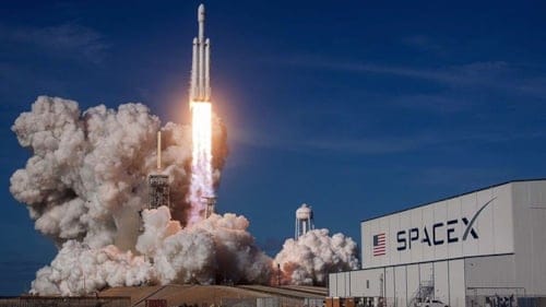 Pentagon’dan SpaceX’e dev uydu anlaşması: 600 yeni uydu geliyor