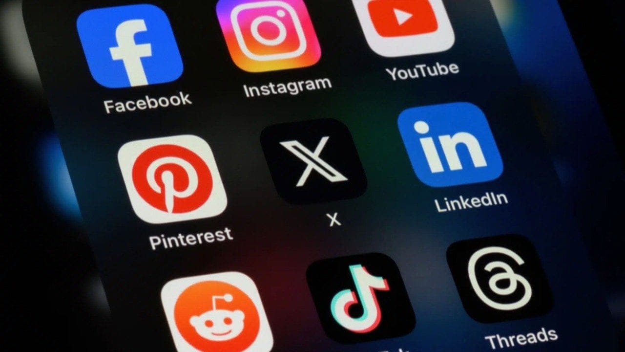 Çocuklara sosyal medya yasaklanıyor! 9 platform kullanılmayacak