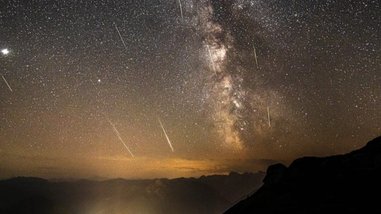 Leonid meteor yağmuru 16-17 Kasım'da zirve yapacak: Nasıl izlenir?