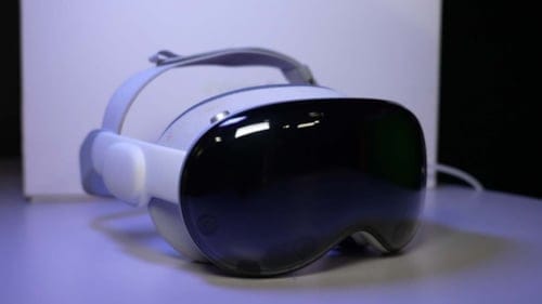 Apple Vision Pro'ya PlayStation kontrolcü desteği geldi