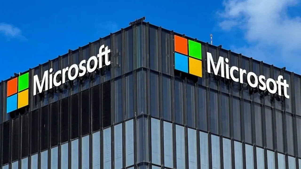 Microsoft Office’te yapay zeka dönemi: Ücretsiz özellikler geliyor!