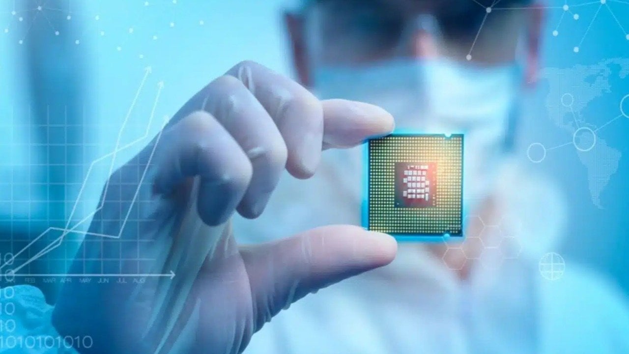 İnsan hücresinden 100 kat küçük nano-OLED pikseller üretildi