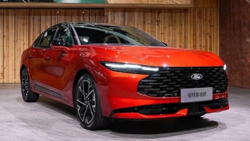 2026 Ford Mondeo tanıtıldı! Mustang ilhamlı tasarım...