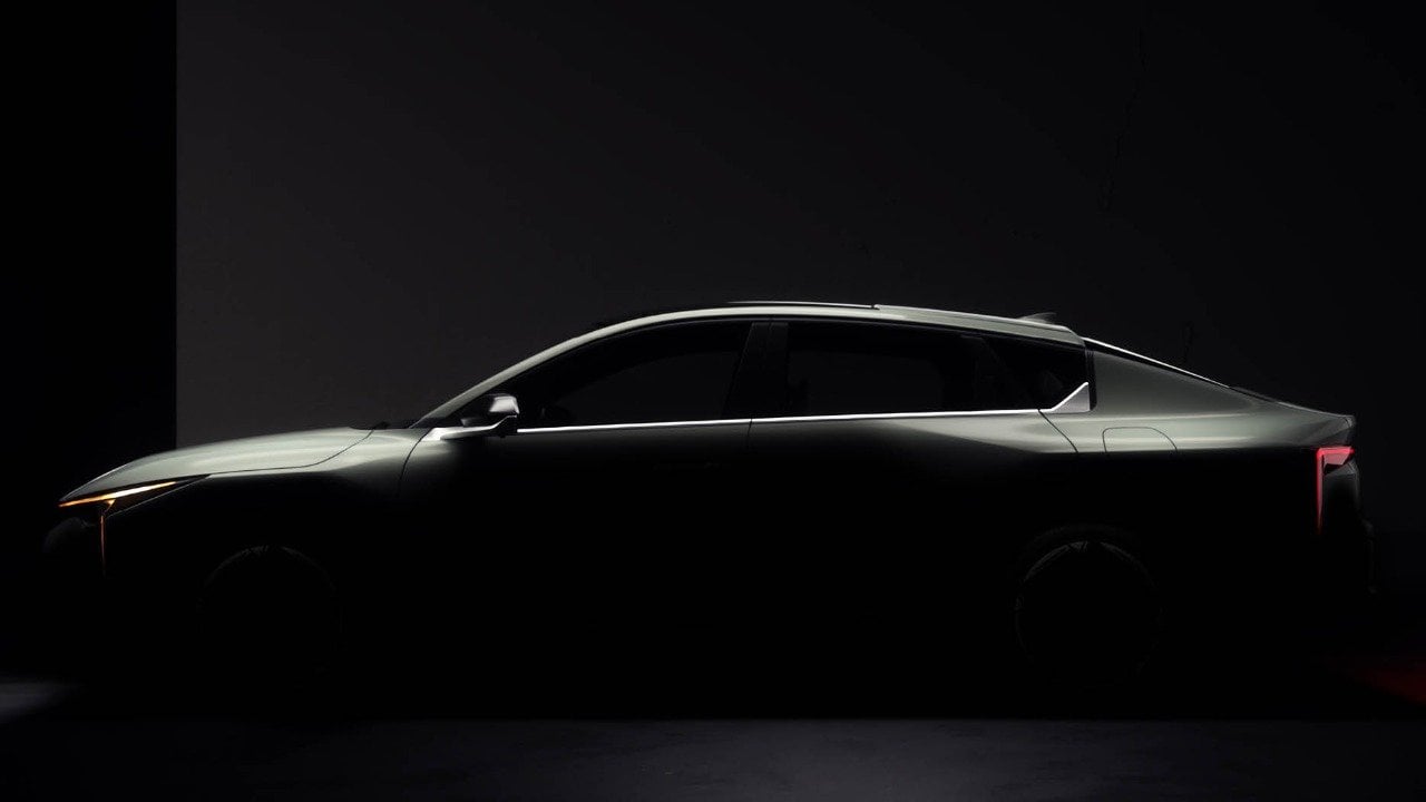 Elektrikli Stinger yolda mı? Kia'dan dikkat çeken video paylaşımı