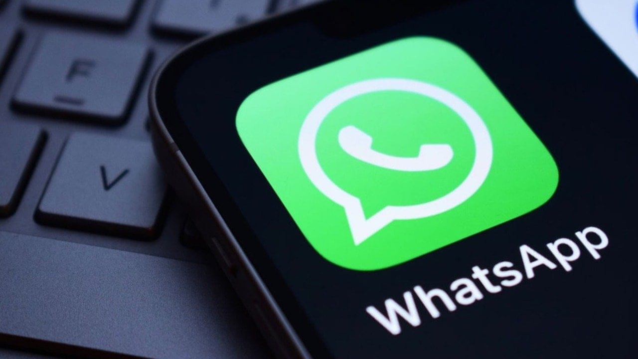 WhatsApp yeniliğe gidiyor: Sohbet baloncuklarının tasarımı yenileniyor!