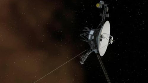 Tarihte bir ilk: Voyager 1, 2026'da Dünya'dan 1 ışık günü uzaklıkta olacak