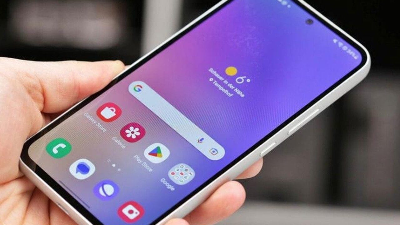 Samsung Galaxy Z Flip 7 ve Fold 7 için Aralık 2025 güncellemesi yayımlandı