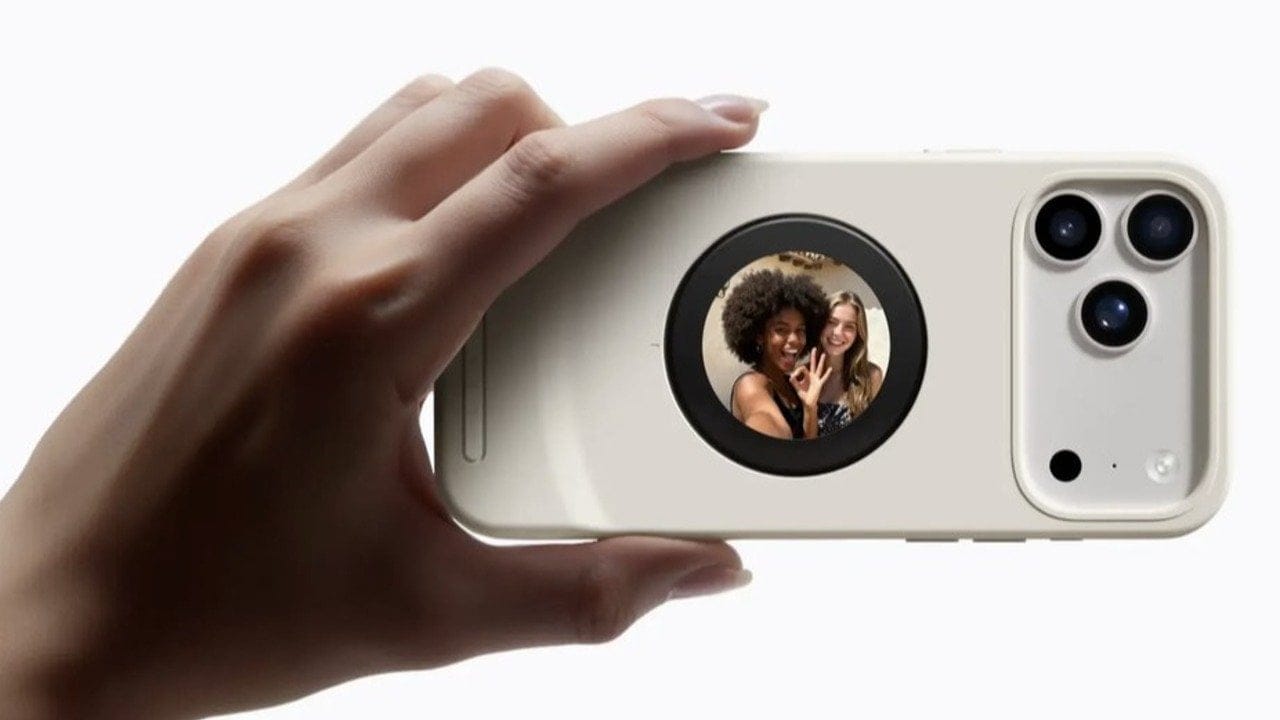 iPhone 17 Pro için yeni aksesuar tanıtıldı: Selfix ile ikinci bir ekran geliyor!