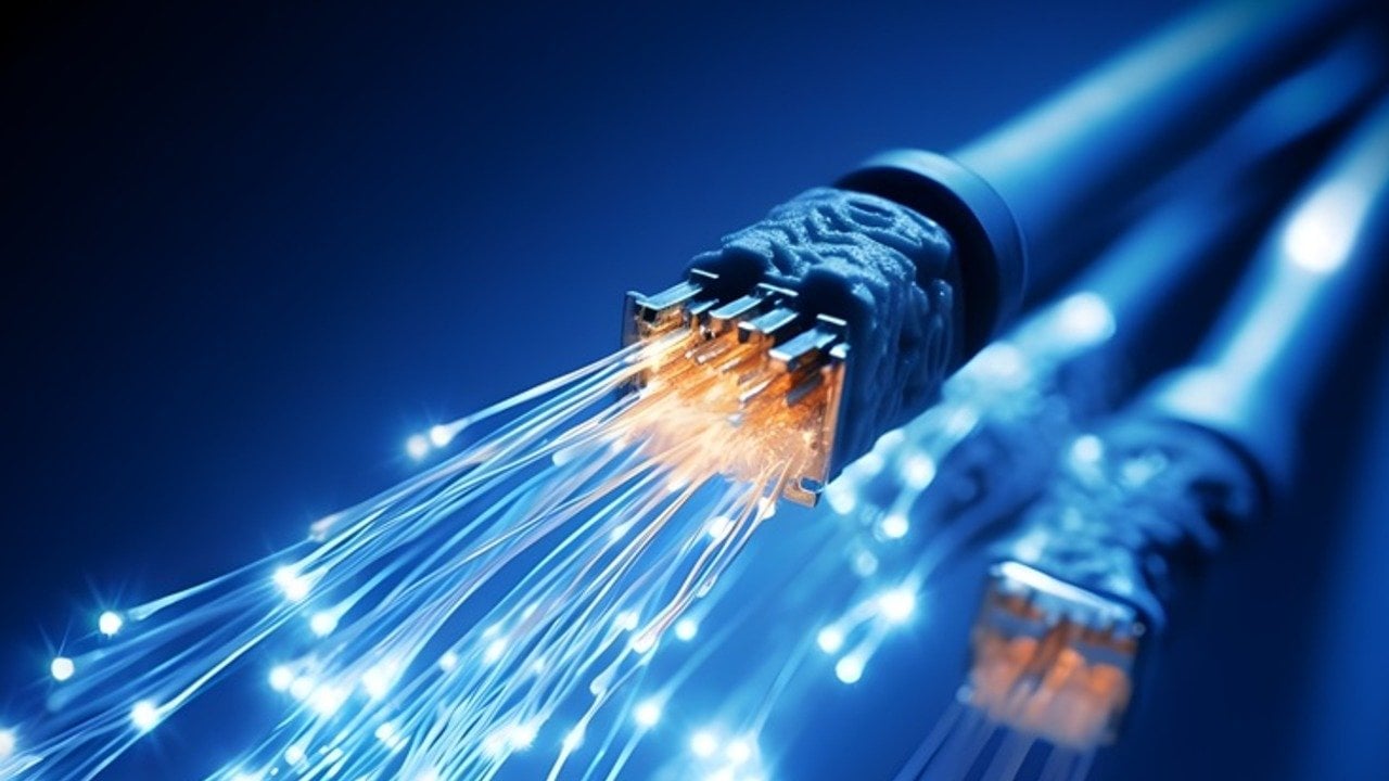 TurkNet'ten Türk Telekom fiber altyapısında 1 Gbps hamlesi