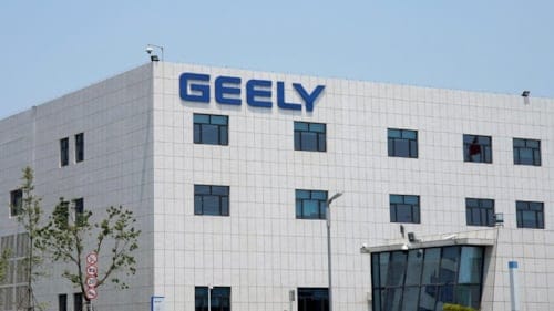 Geely, akıllı ve elektrikli araçlar için dev güvenlik test merkezi açtı