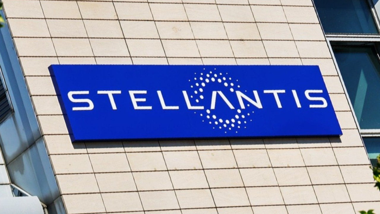 Stellantis’ten yeni güvenlik adımı: Köpük bazlı yangın söndürme sistemi geliyor!