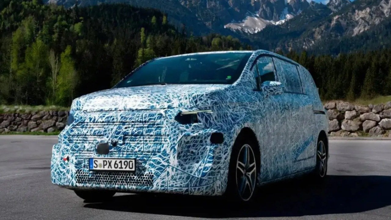 Yeni Mercedes VLE elektrikli minivan 10 Mart'ta tanıtılıyor