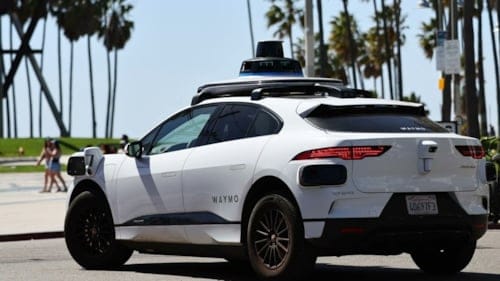Waymo, robotaksilerinde Gemini tabanlı yapay zeka asistanını test ediyor