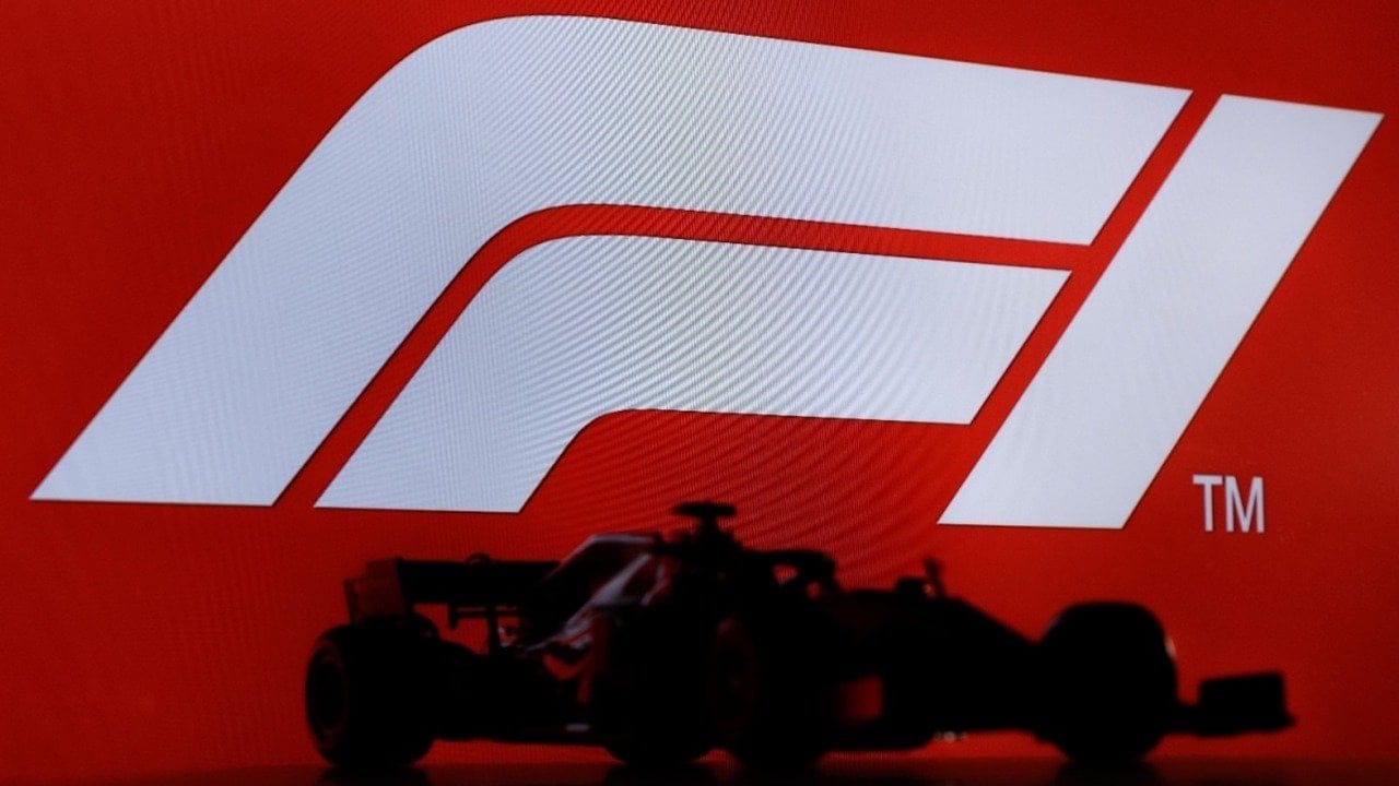 Formula 1’de yeni kurallar: Dev markalar hileyle suçlandı!