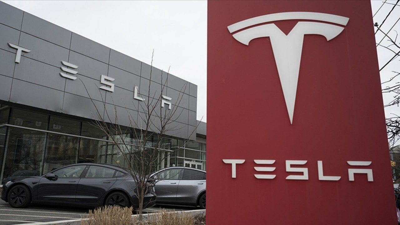 Tesla’ya şok engel: “Cybercab” markası askıya alındı!