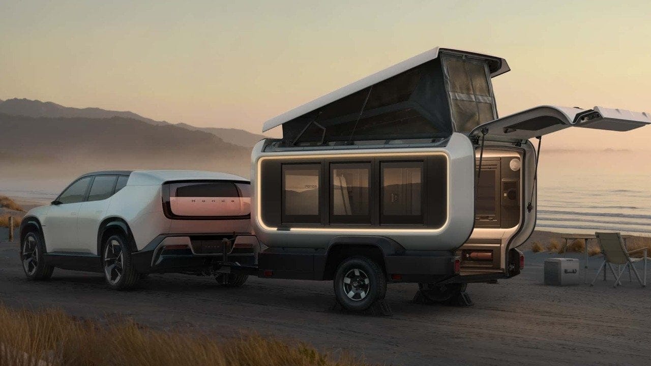 Honda, dört kişilik yeni mini karavanı Base Station'ı tanıttı