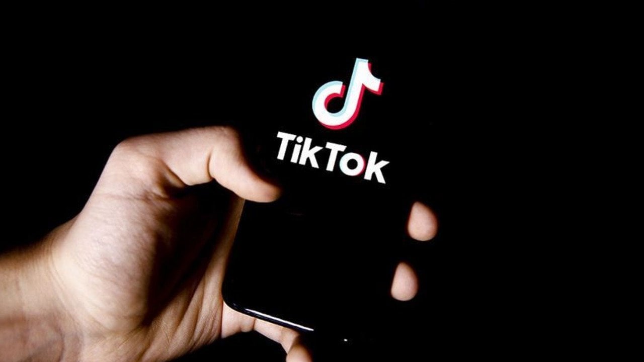 TikTok'ta yeni dönem! Yaşı hakkında yalan söyleyenlerin hesabı kapanacak