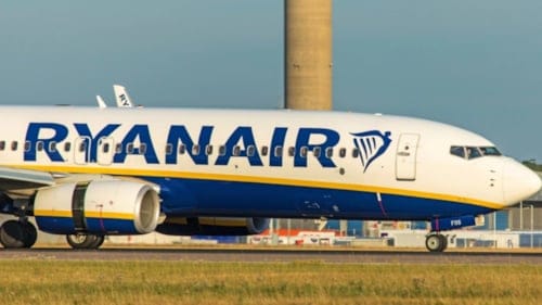 Uçakta internet tartışması büyüyor! Ryanair'den Elon Musk'a rest