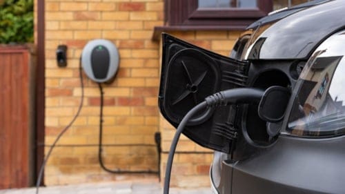 Elektrikli araçlarda evde şarj rehberi: Güvenlikten maliyete bilmeniz gerekenler