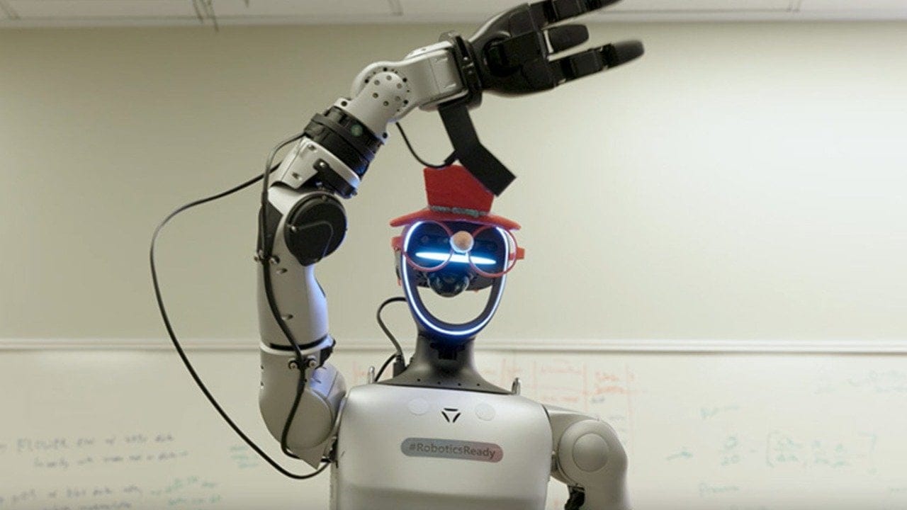 Microsoft’tan robotlara özel yapay zeka: Dokunsal duyu kazandırılacak!