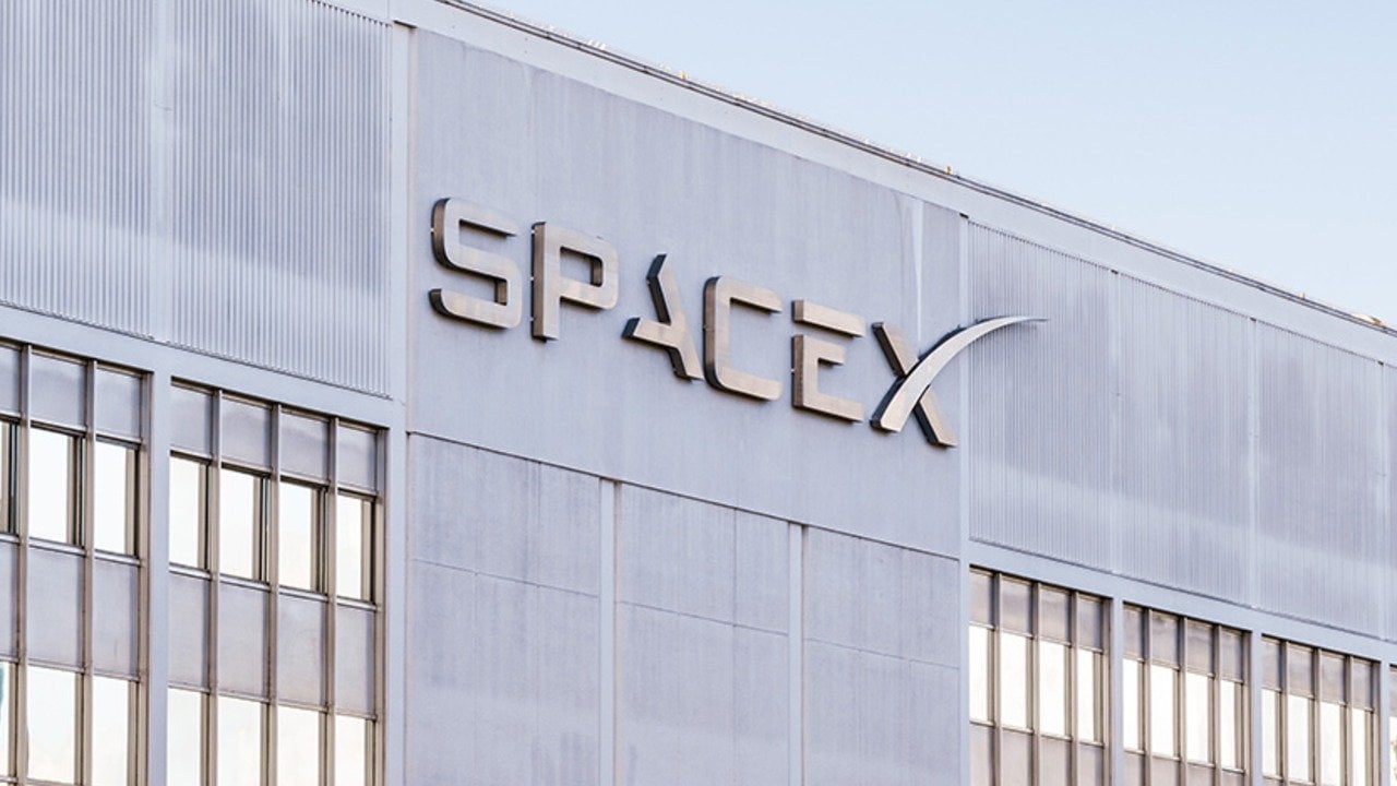 SpaceX’ten dev satın alım: xAI’ı bünyesine kattı!