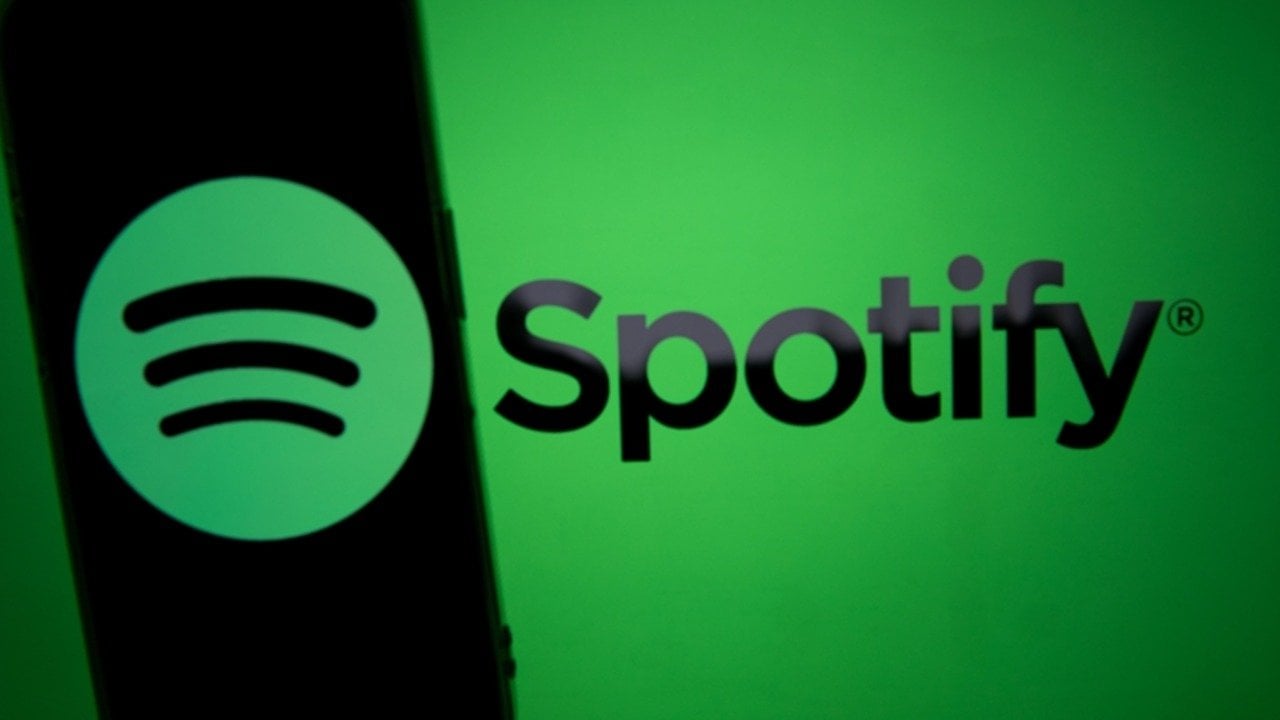Spotify, şarkı sözü çevirilerini küresel kullanıma açtı