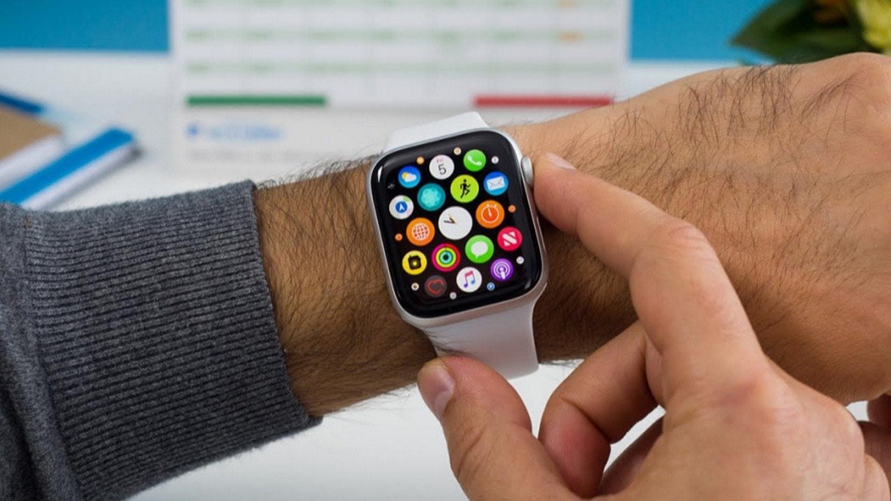 Apple Watch bağlantı sorununu çözen güncelleme yayınlandı