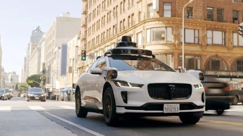 Waymo itiraf etti! Sürücüsüz taksiler uzaktan insan müdahalesiyle çalışıyor