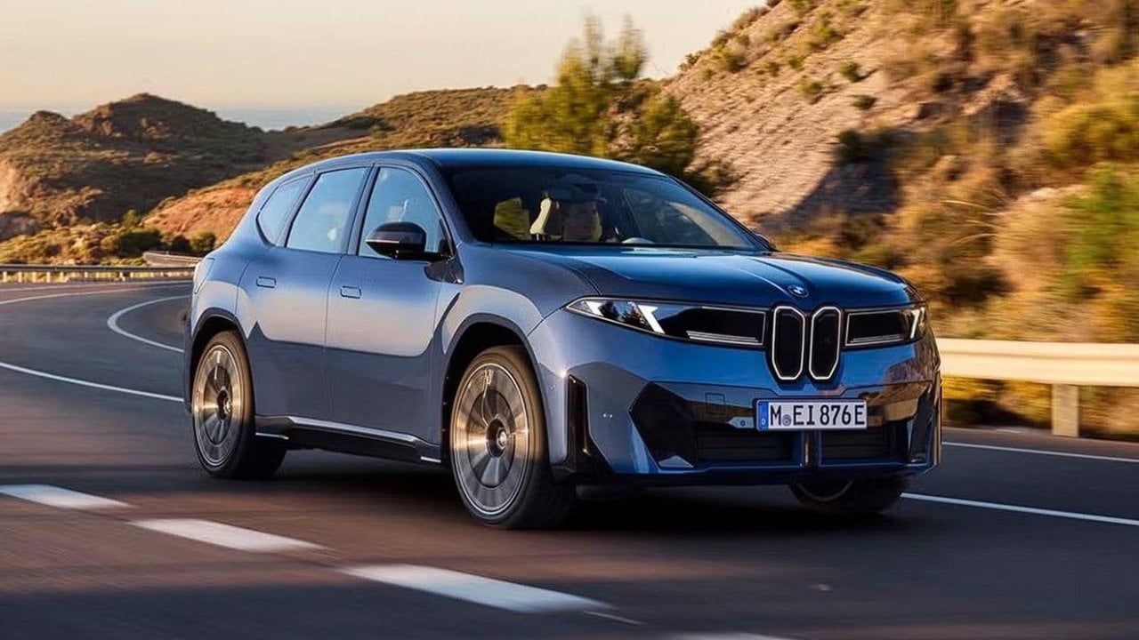801 km menzilli yeni BMW iX3'ün Türkiye fiyatı belli oldu