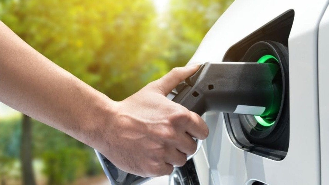 EPDK açıkladı: Elektrikli araçlarda şarj dönemi değişiyor!