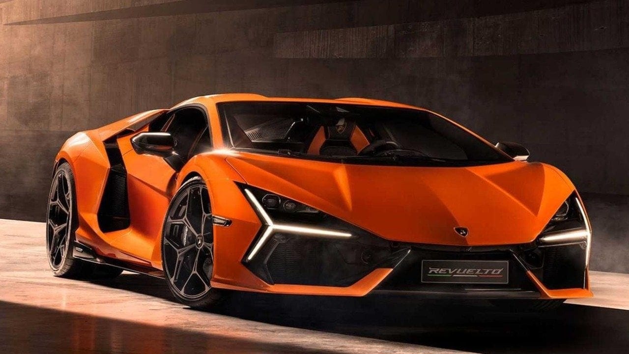 Lamborghini elektrikli araç planını resmen iptal etti