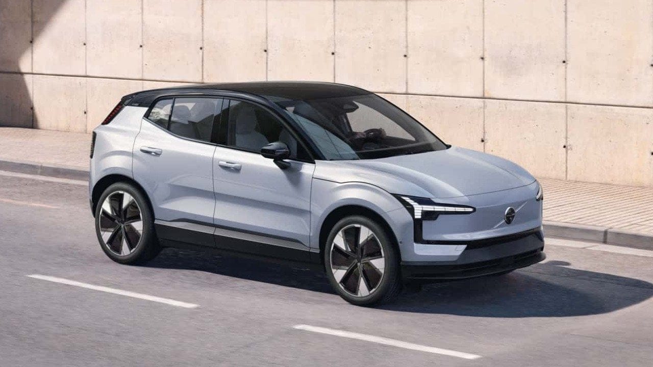 Volvo, 40 binden fazla Volvo EX30'u yangın riski nedeniyle geri çağırıyor