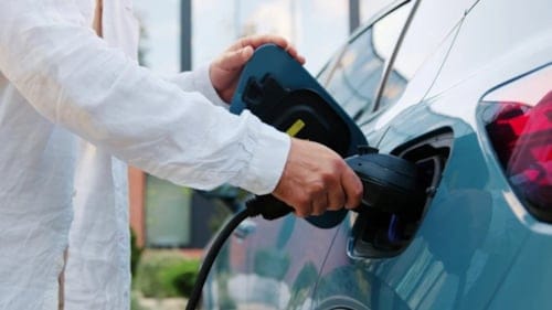 Elektrikli otomobil bataryasını şarj ederken yapılan 5 kritik hata