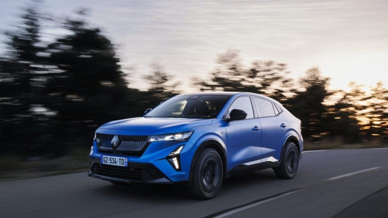 Renault, elektrikli Scenic ve Rafale üretimine İspanya'da başlıyor