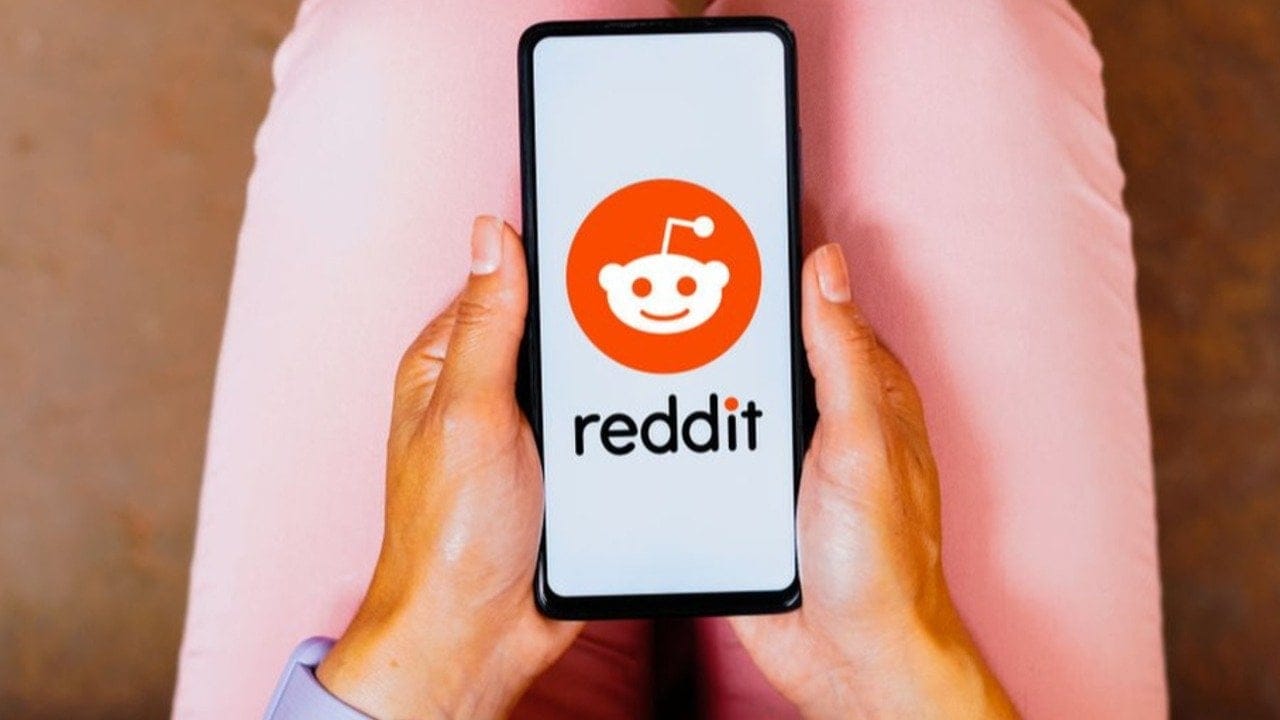 Reddit’te büyük değişim yolda: Botlara karşı biyometrik doğrulama dönemi