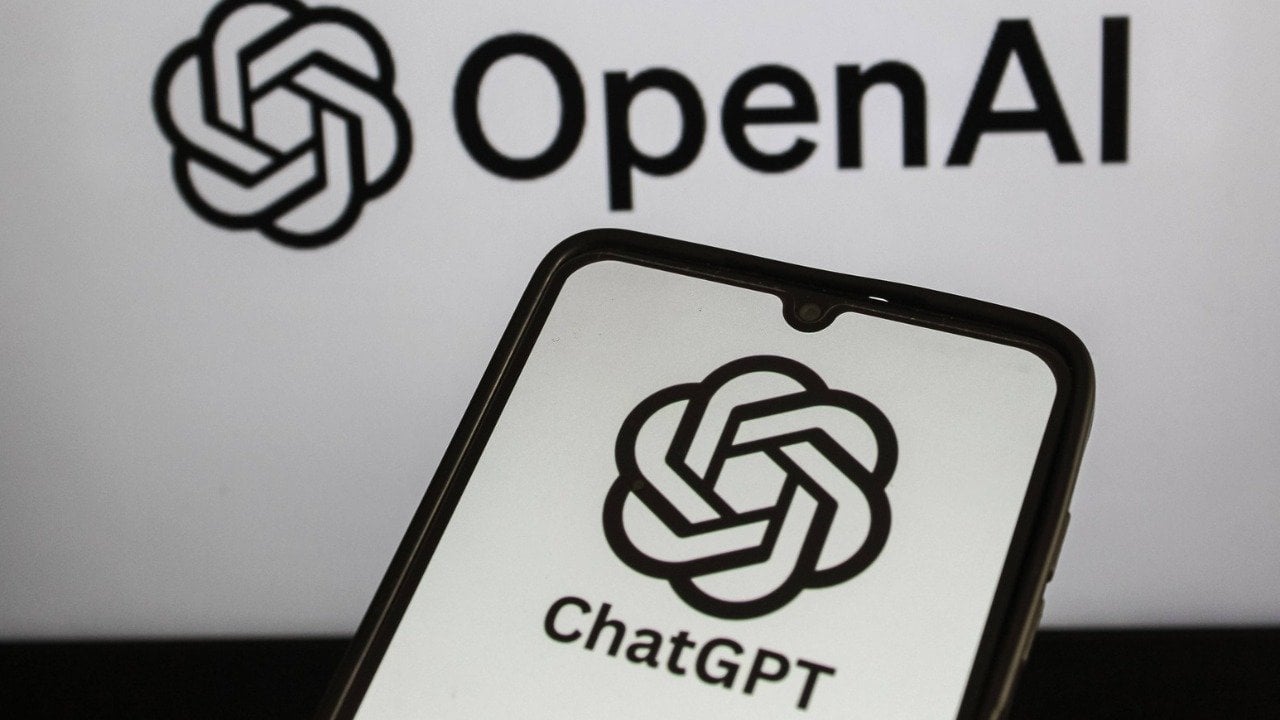 OpenAI, ChatGPT'nin "yetişkin modu" özelliğini süresiz olarak askıya aldı