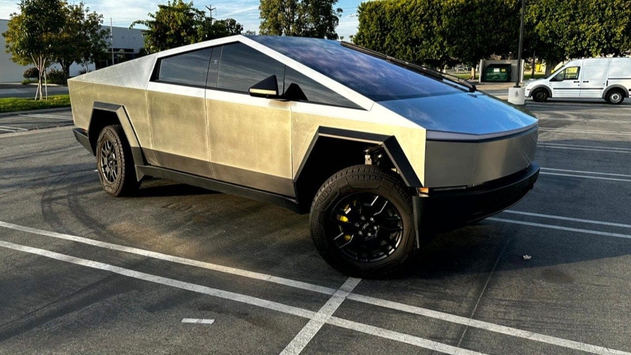 Tesla Cybertruck, Türkiye'de ilk kez sergileniyor