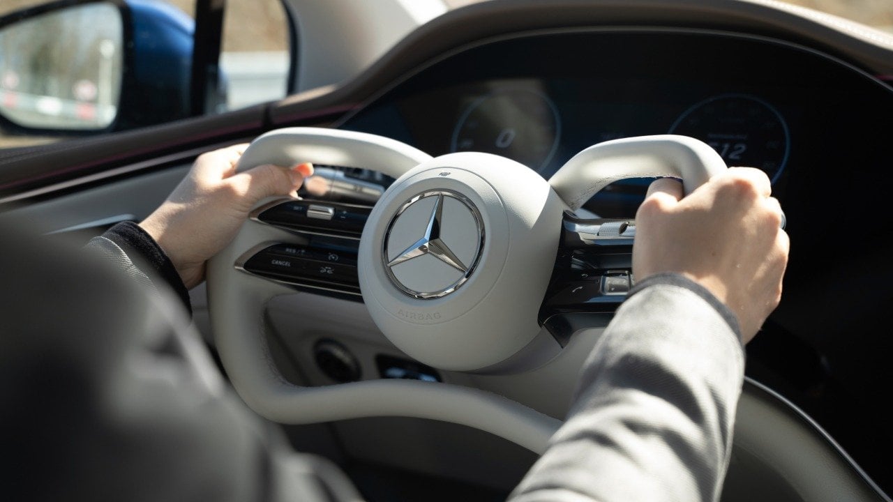 Mercedes’ten direksiyonda devrim: Mekanik bağlantı tarih oluyor