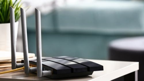 Modem antenleri neden farklı yönlere bakar? Daha güçlü Wi-Fi için kritik detay