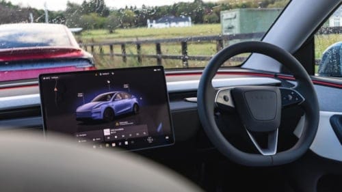 Tesla, Türkiye'de yasa dışı FSD kullanan araçlara müdahale etti