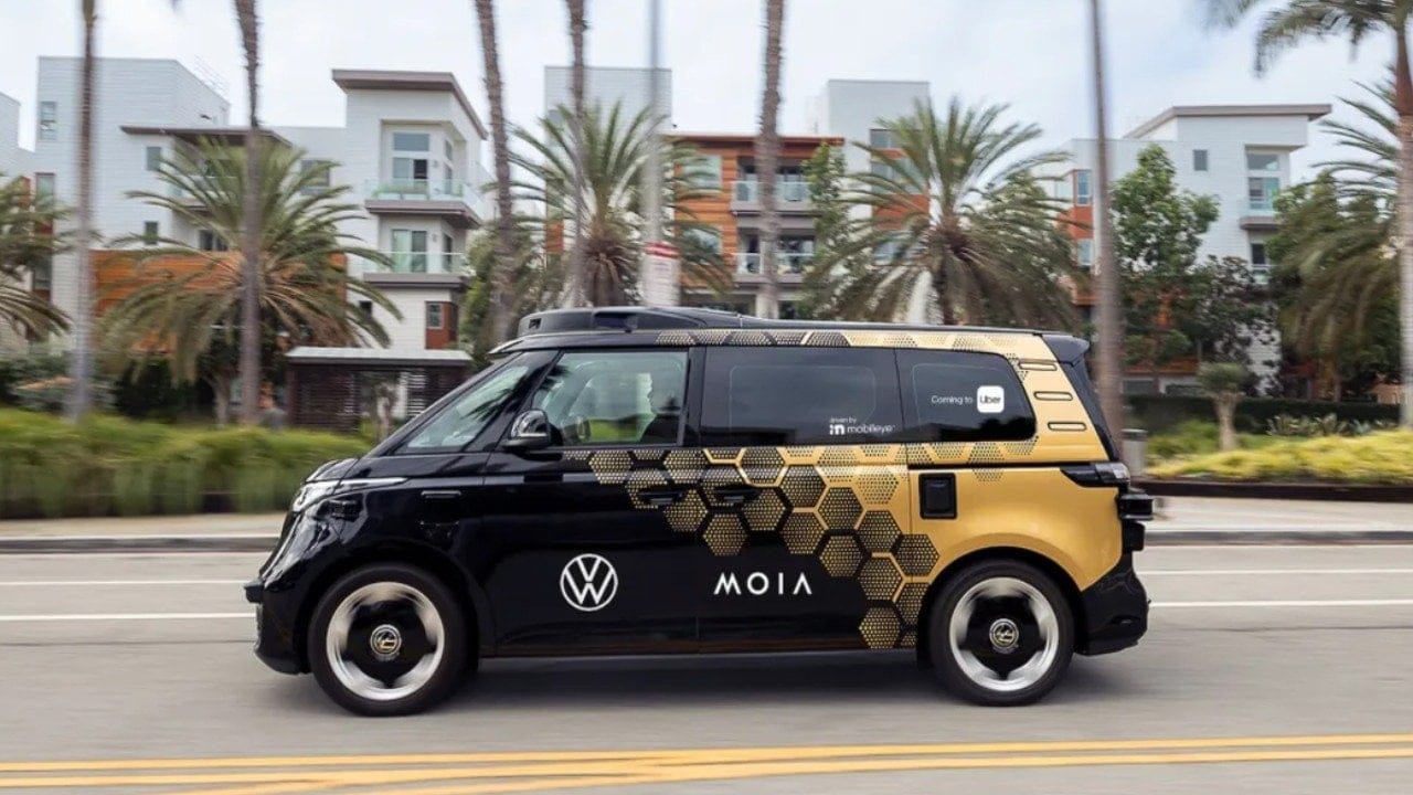 Volkswagen ve Uber'den robotaksi adımı! Los Angeles'ta testler başladı