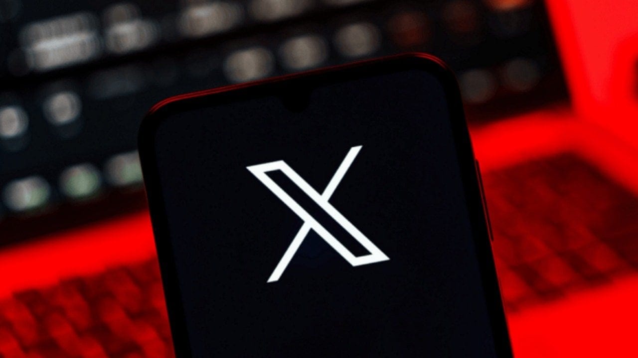 X, X Chat'te sesli not özelliğini yeniden kullanıma sundu