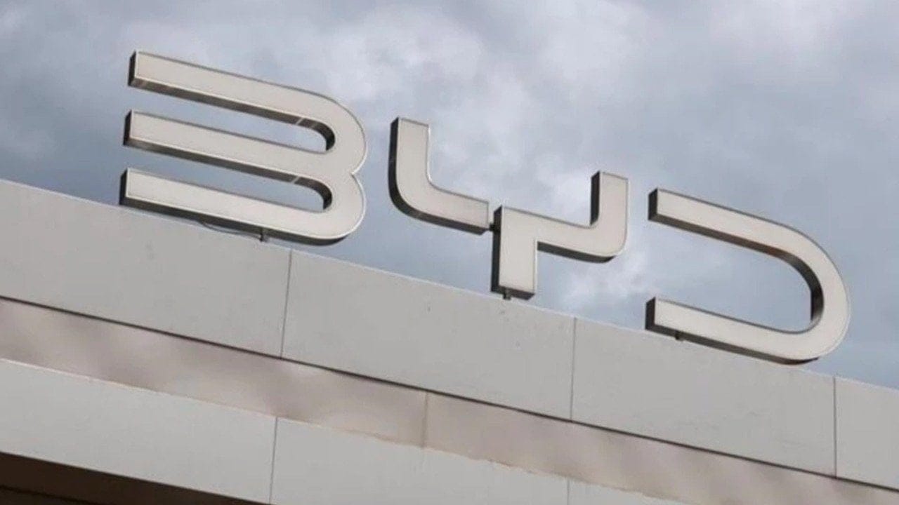 BYD’den Avrupa’ya şarj atağı: 5 dakikada yüzde 70 dolum!