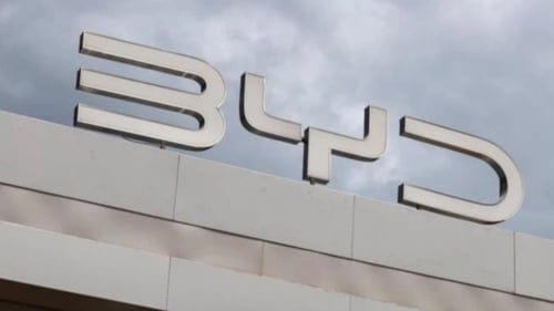 BYD’den Avrupa’ya şarj atağı: 5 dakikada yüzde 70 dolum!